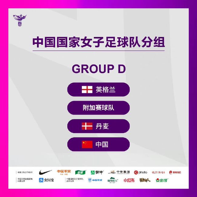 据悉，粤语版开场的东海市平民区段落就有对《功夫》的致敬，而东海龙王的诸多对白也极具燃点，令人不禁联想到《大话西游》决战戏份中的牛魔王